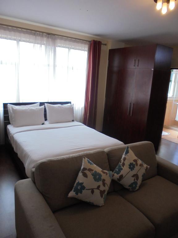 Golfview Serviced Apartments Ναϊρόμπι Εξωτερικό φωτογραφία