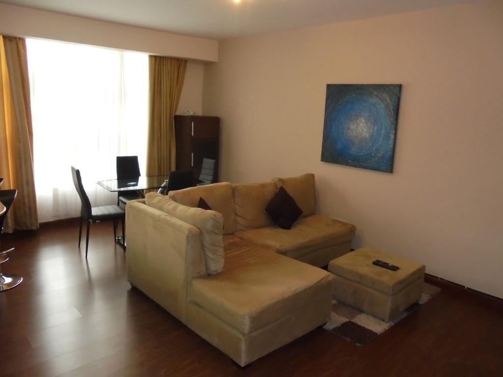 Golfview Serviced Apartments Ναϊρόμπι Εξωτερικό φωτογραφία