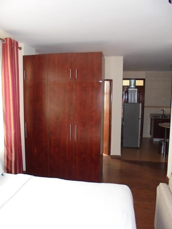 Golfview Serviced Apartments Ναϊρόμπι Εξωτερικό φωτογραφία